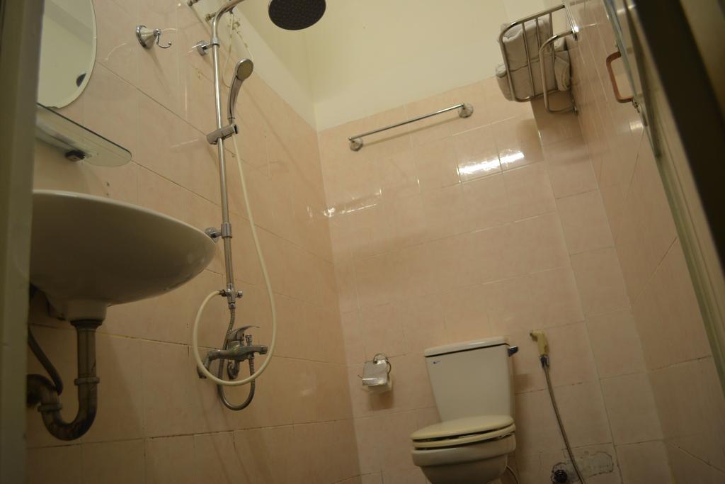 White Lion 2 Hotel ニャチャン エクステリア 写真
